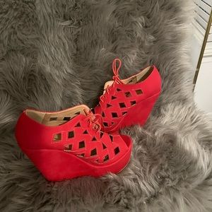 Wedge heel red